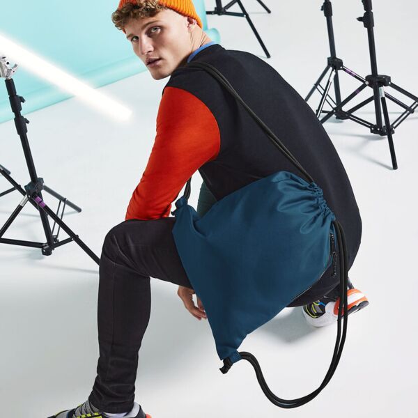 BG281 BagBase Zainetto/sacca sportiva con coulisse e zip in polistere riciclato 15l 40x48cm Thumbnail