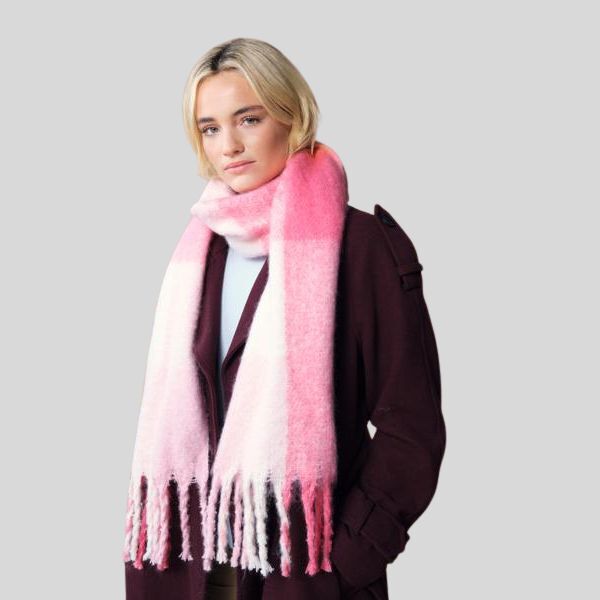 B494R Beechfield Sciarpa "Fluffy Check" con motivo a scacchiera e frange 100% poliestere riciclato Thumbnail