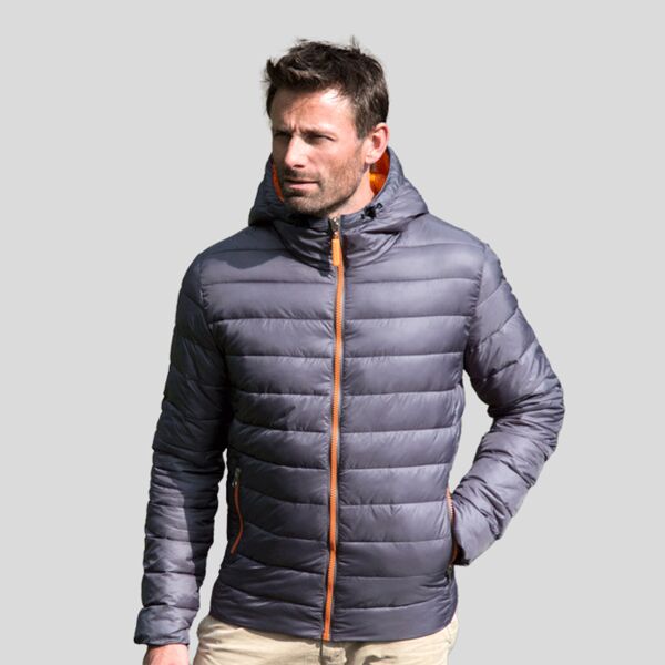 R194M Result Piumino uomo trapuntato e sfiancato con cappuccio Thumbnail