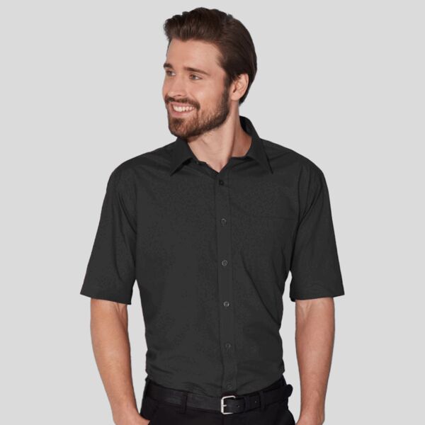 JN680 James & Nicholson Camicia uomo con taschino maniche corte tessuto easy-care 65% poliestere, 35% cotone Thumbnail