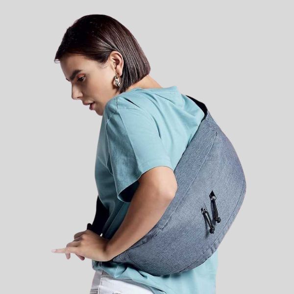 BG143 BagBase Marsupio oversized ampio 100% poliestere capacità 6litri Thumbnail